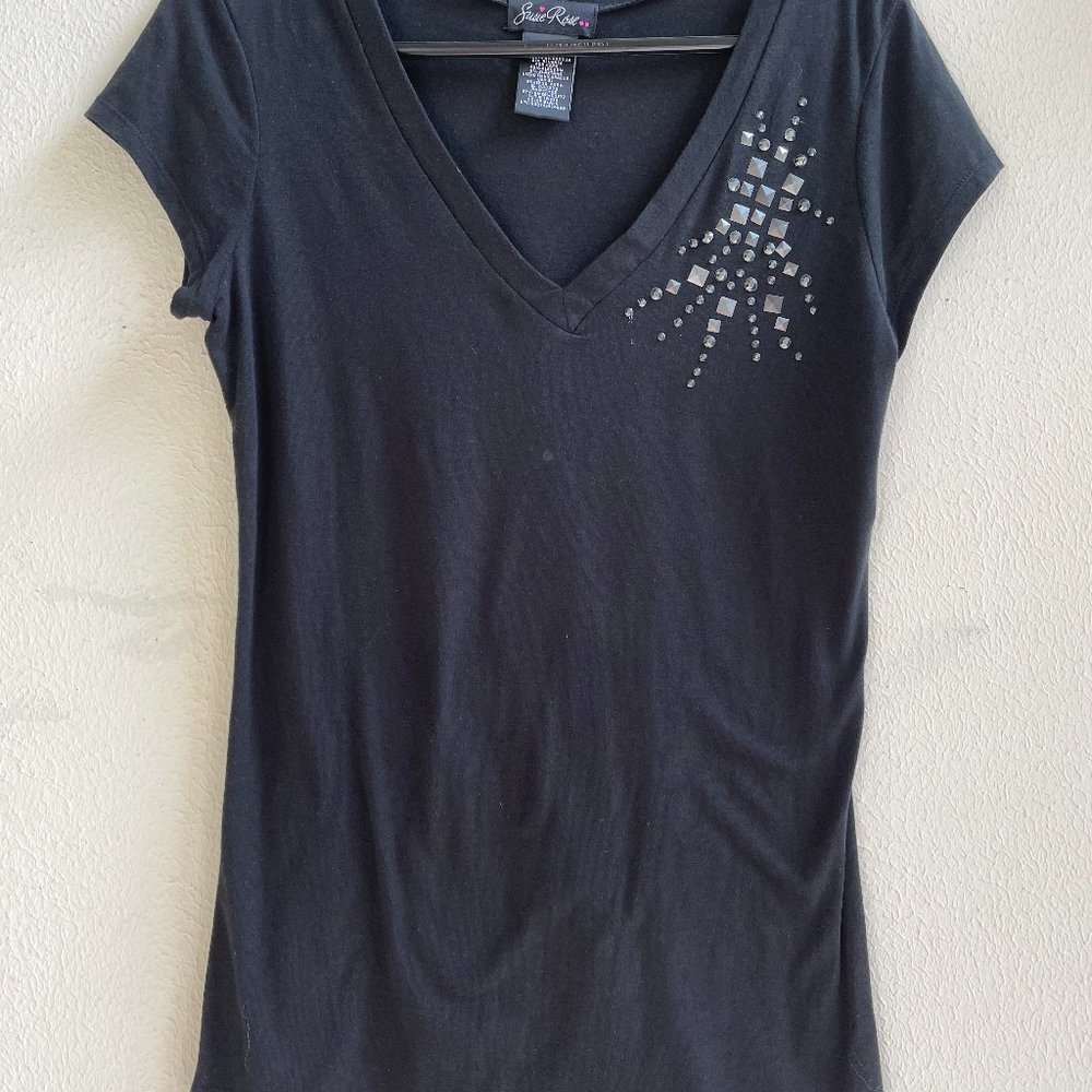 Black Susie Rose T-shirt